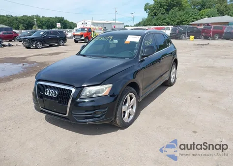 2010 Audi Q5 3.2 Premium z USA, uszkodzony, nr VIN WA1VKAFP6AA076225